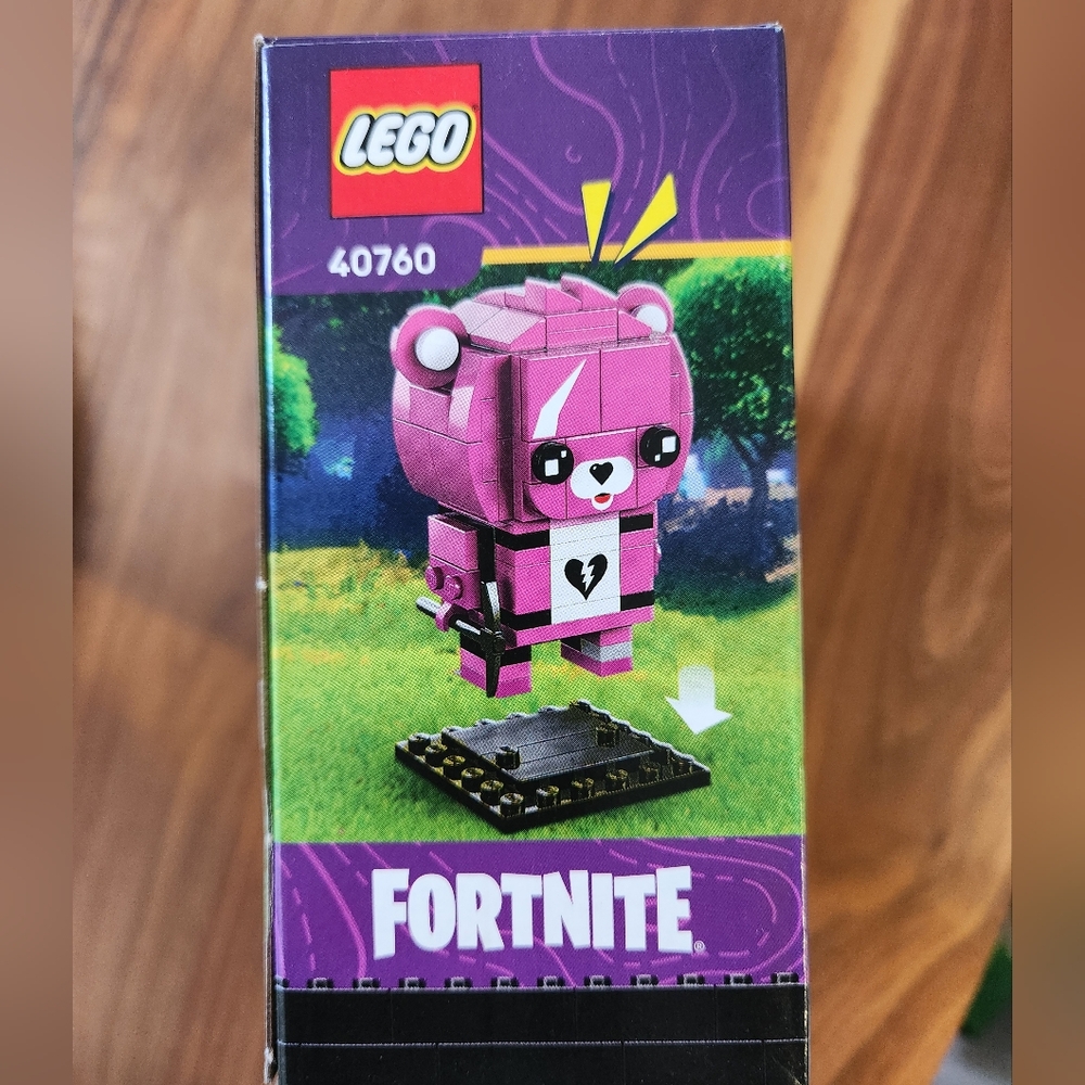 LEGO BrickHeadz Fortnite Pink and Yellow Set New Never Opened